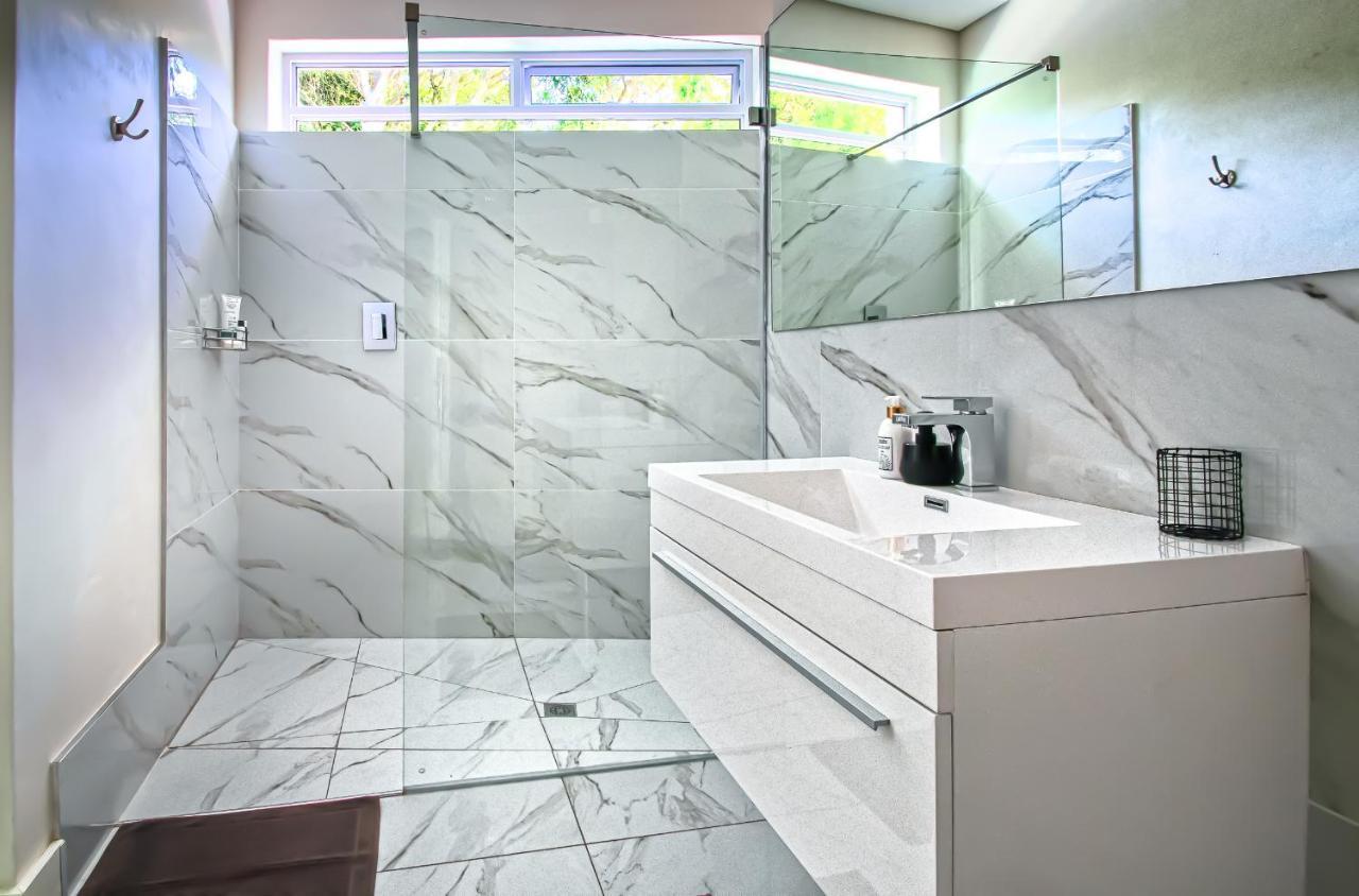 Badgemore Villa Guesthouse Cape Town Bagian luar foto